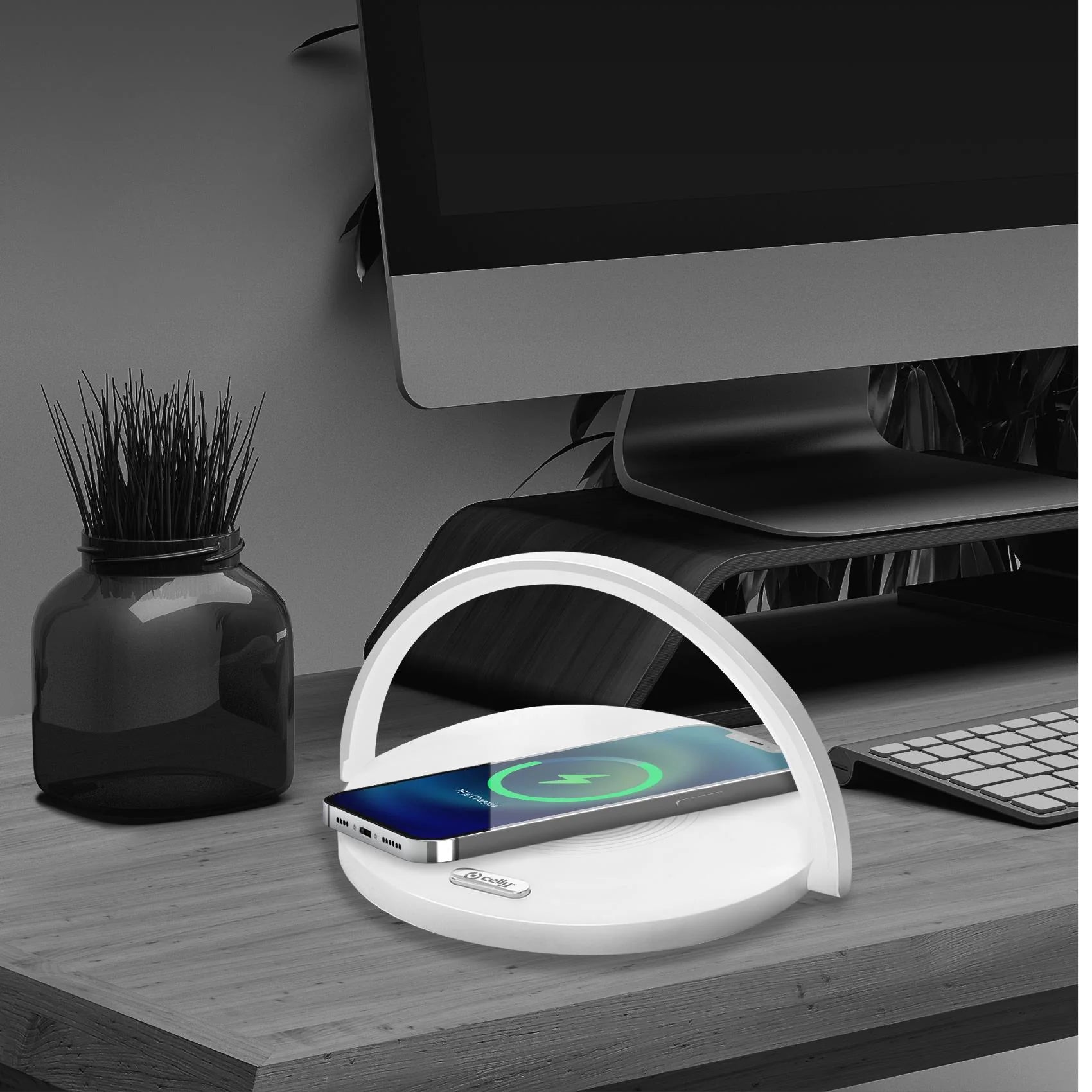 Led Lamp Wireless Charger 15W: L'Accessorio Perfetto per la Tua Scrivania.